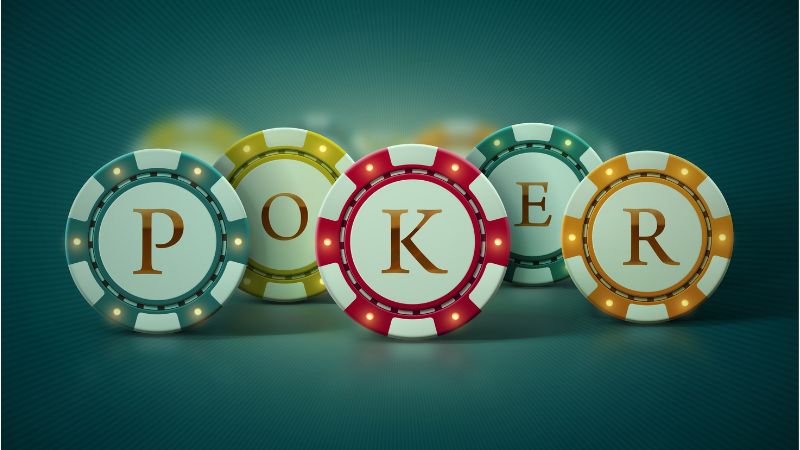 Poker một trò chơi bài đối kháng giữa nhiều người chơi vô cùng hấp dẫn